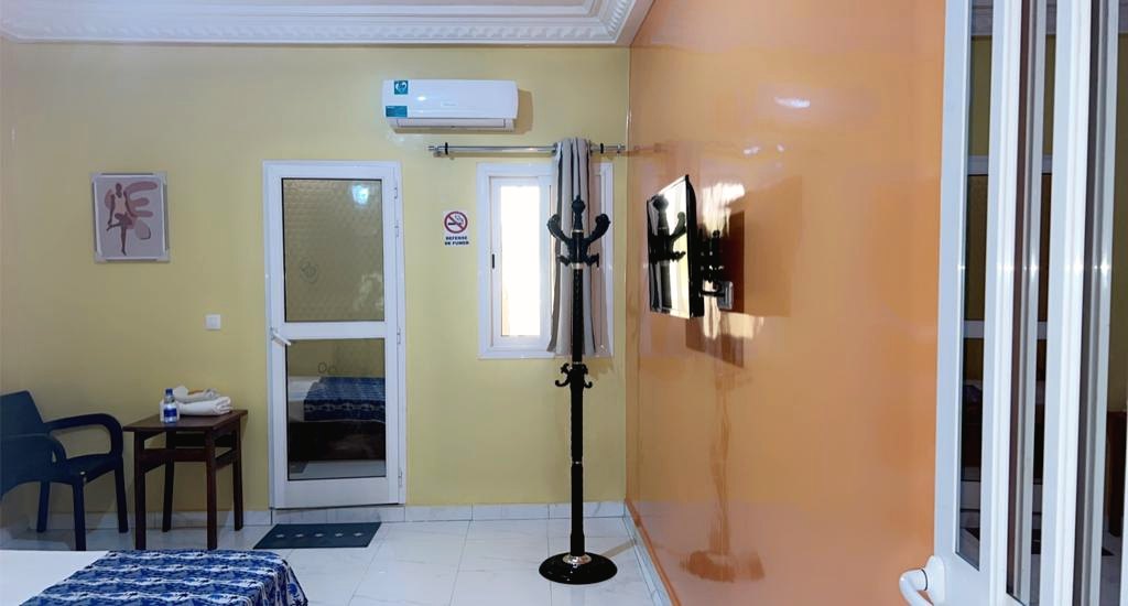 Chambre avec terrasse à l’Hôtel Kolidado Kolda
